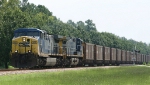 CSX 302 leads train U144 thru town